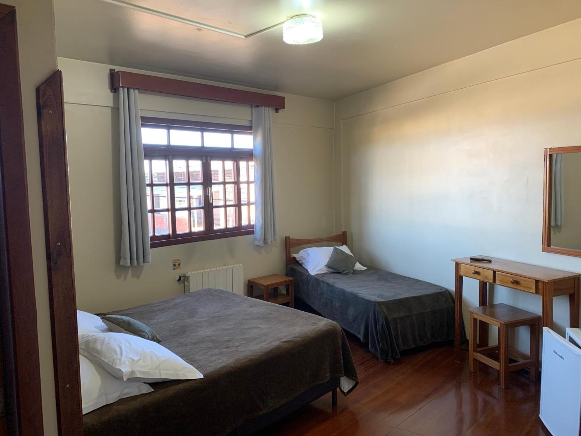 Altos Da Serra Hotel *