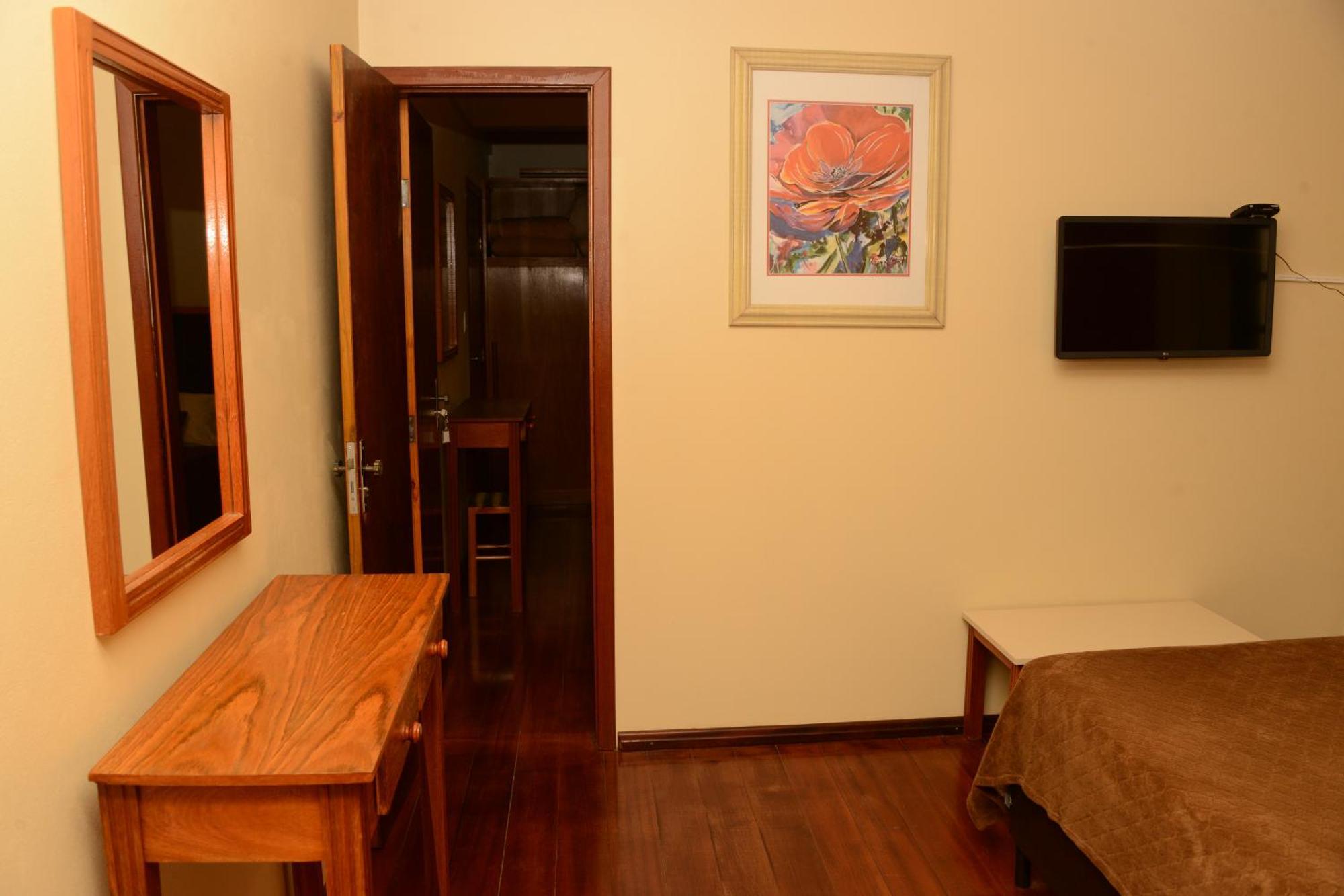 Altos Da Serra Hotel