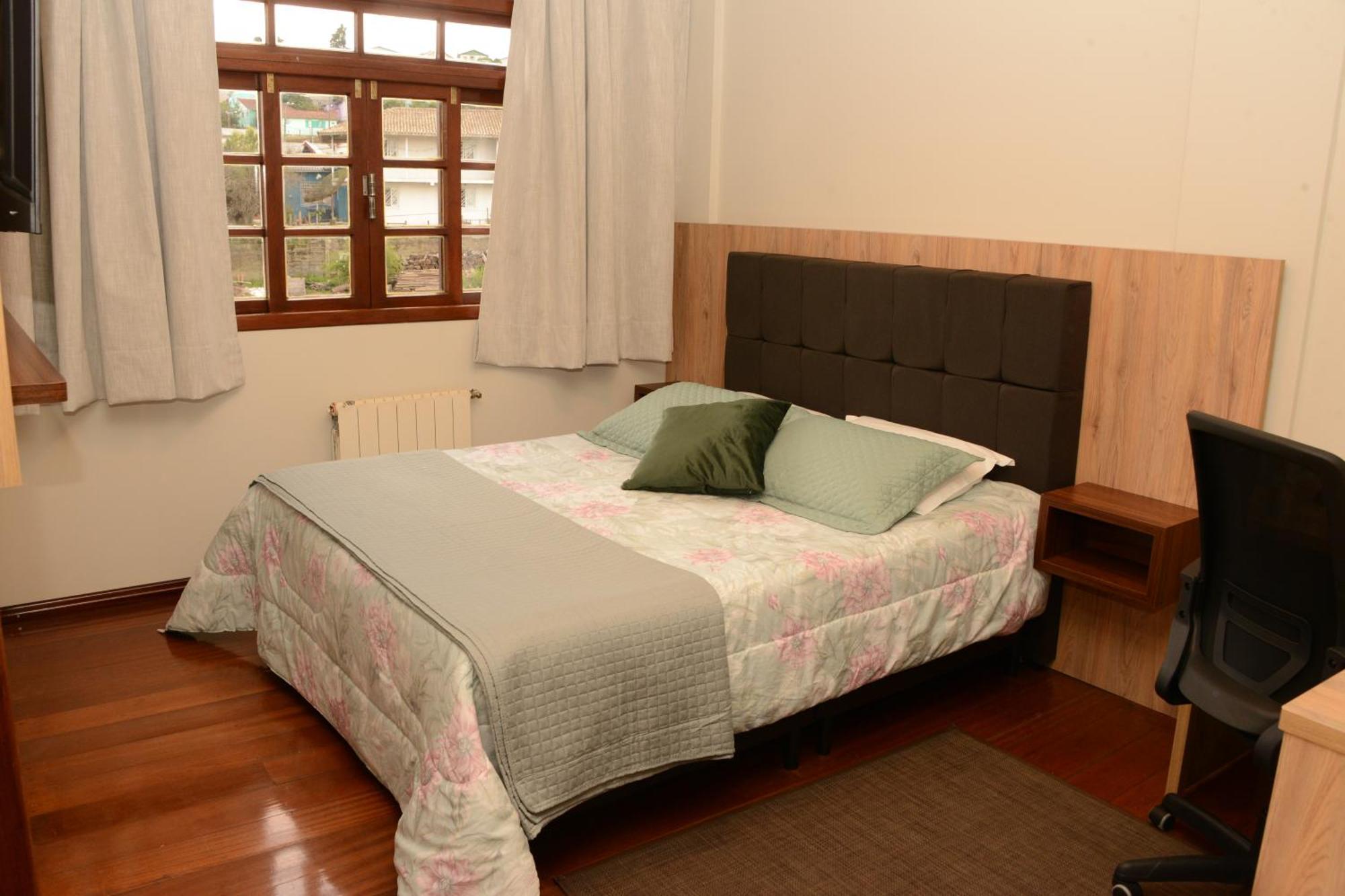 Altos Da Serra Hotel *
